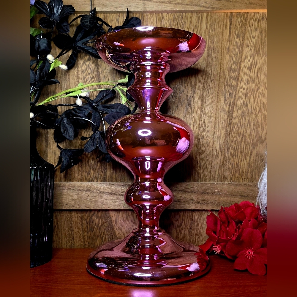 Bath & Body Works Elegant Metallic Pink Finial Pedestal 3-Wick Candle Holder